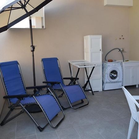 Casa Vacanze Lombardo Santa Teresa Di Riva Buitenkant foto