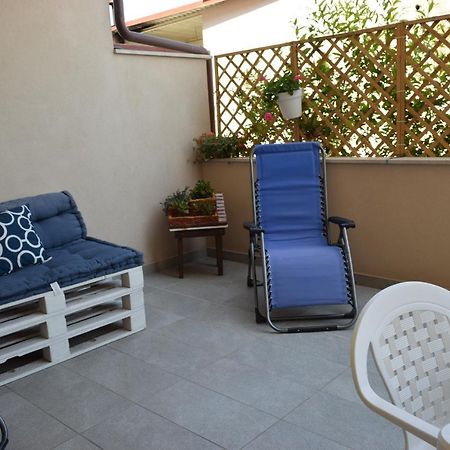 Casa Vacanze Lombardo Santa Teresa Di Riva Buitenkant foto