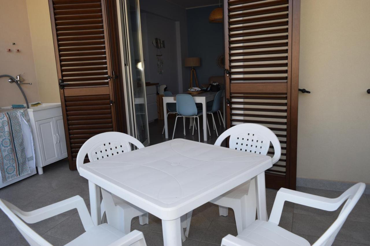 Casa Vacanze Lombardo Santa Teresa Di Riva Buitenkant foto