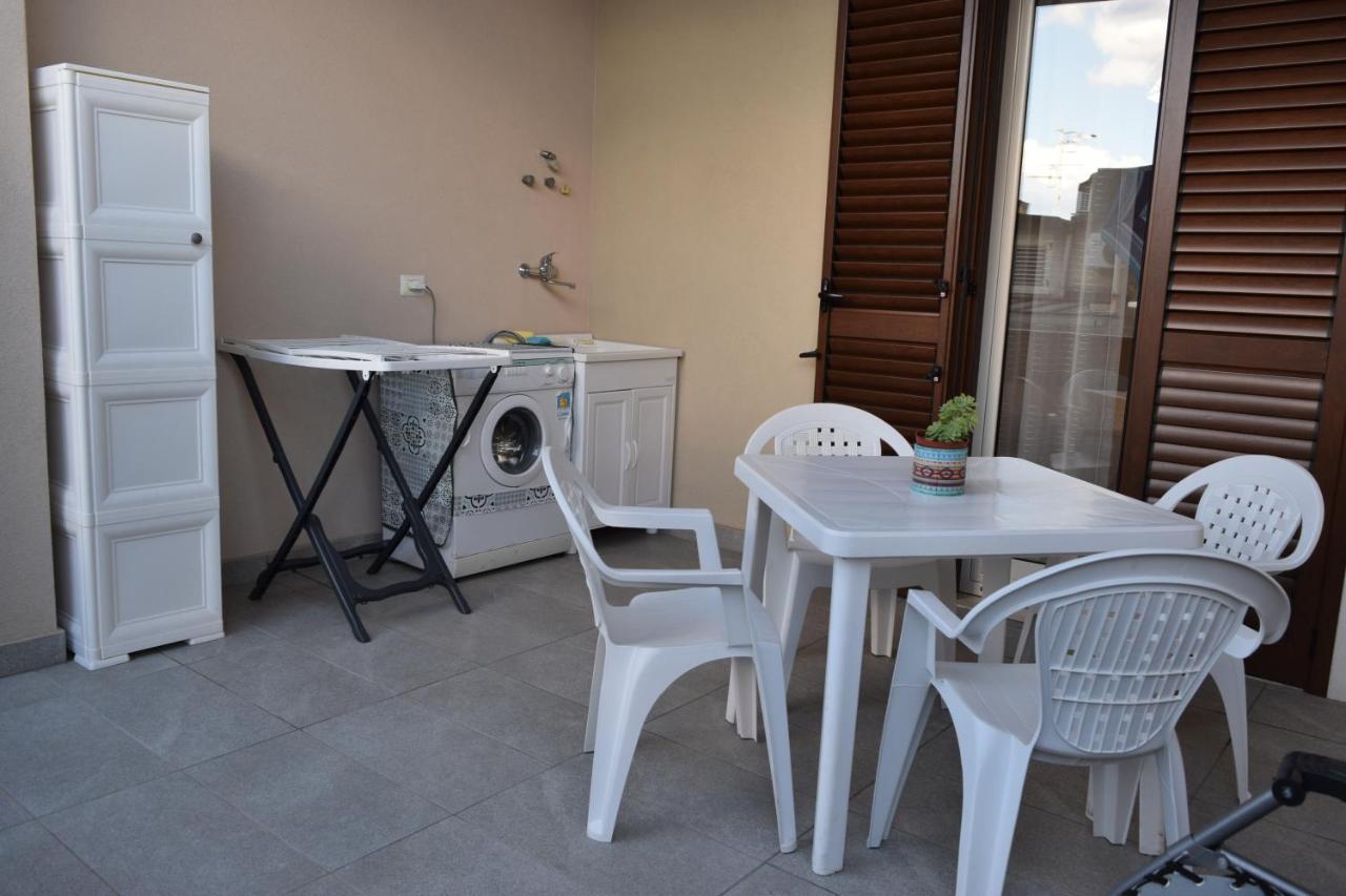 Casa Vacanze Lombardo Santa Teresa Di Riva Buitenkant foto