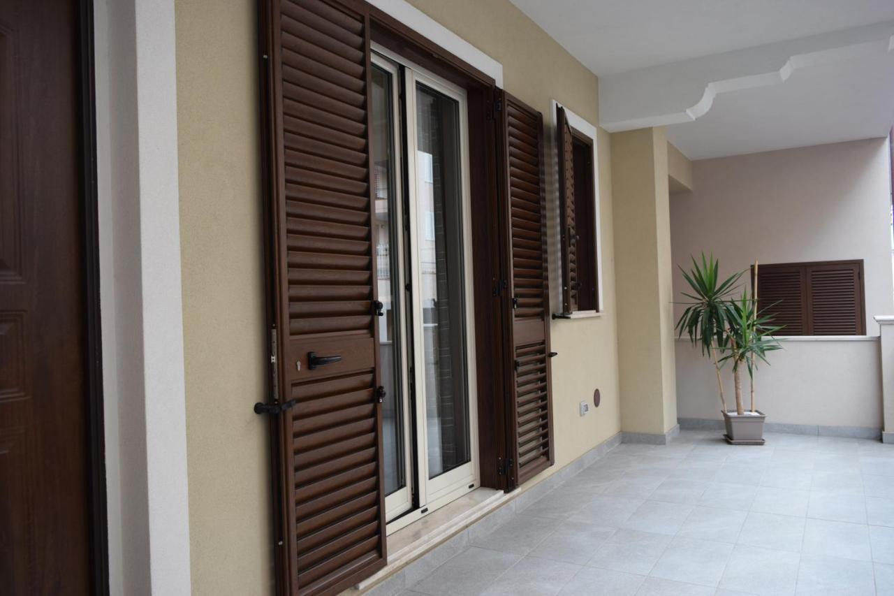 Casa Vacanze Lombardo Santa Teresa Di Riva Buitenkant foto