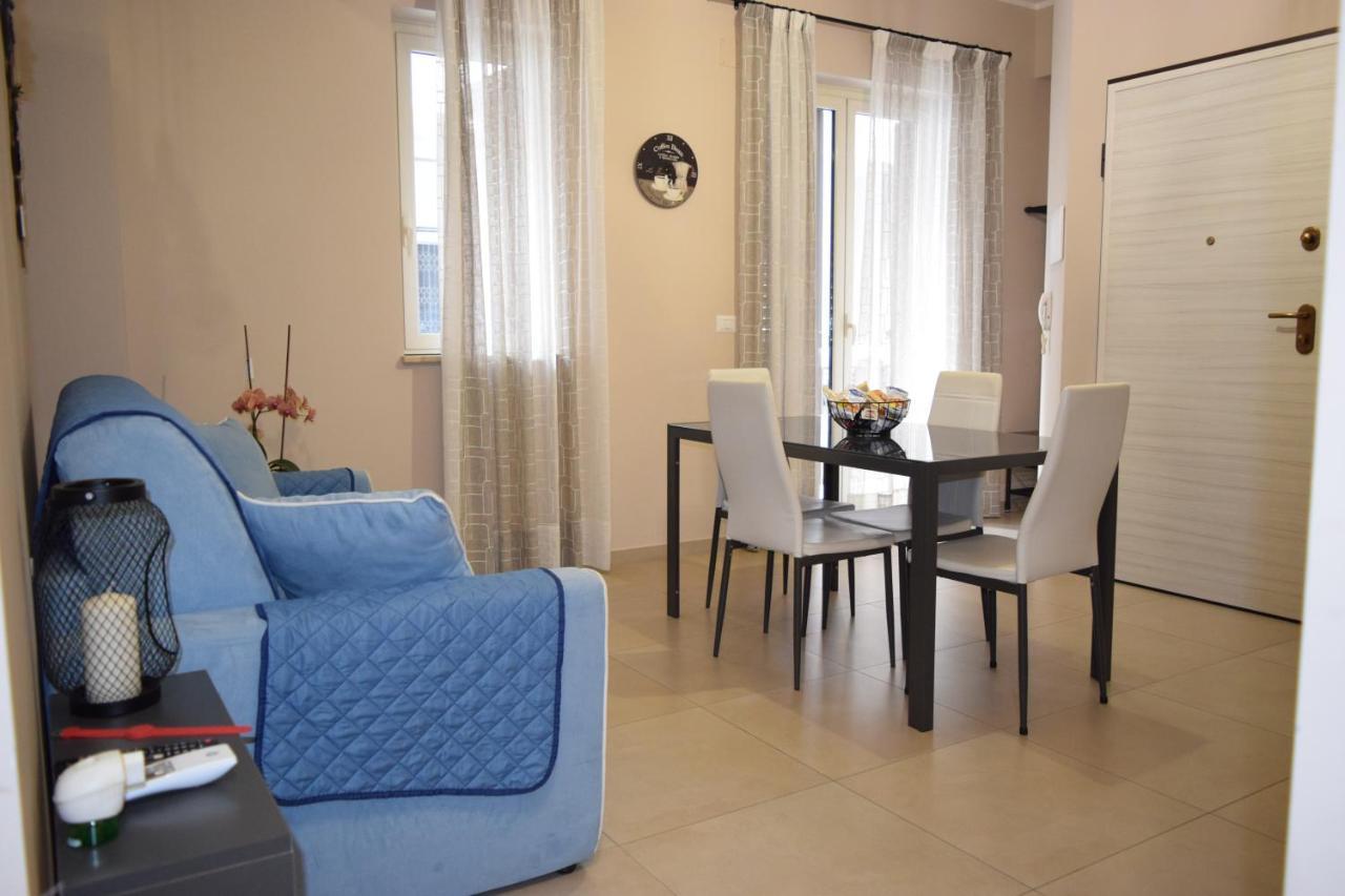 Casa Vacanze Lombardo Santa Teresa Di Riva Buitenkant foto
