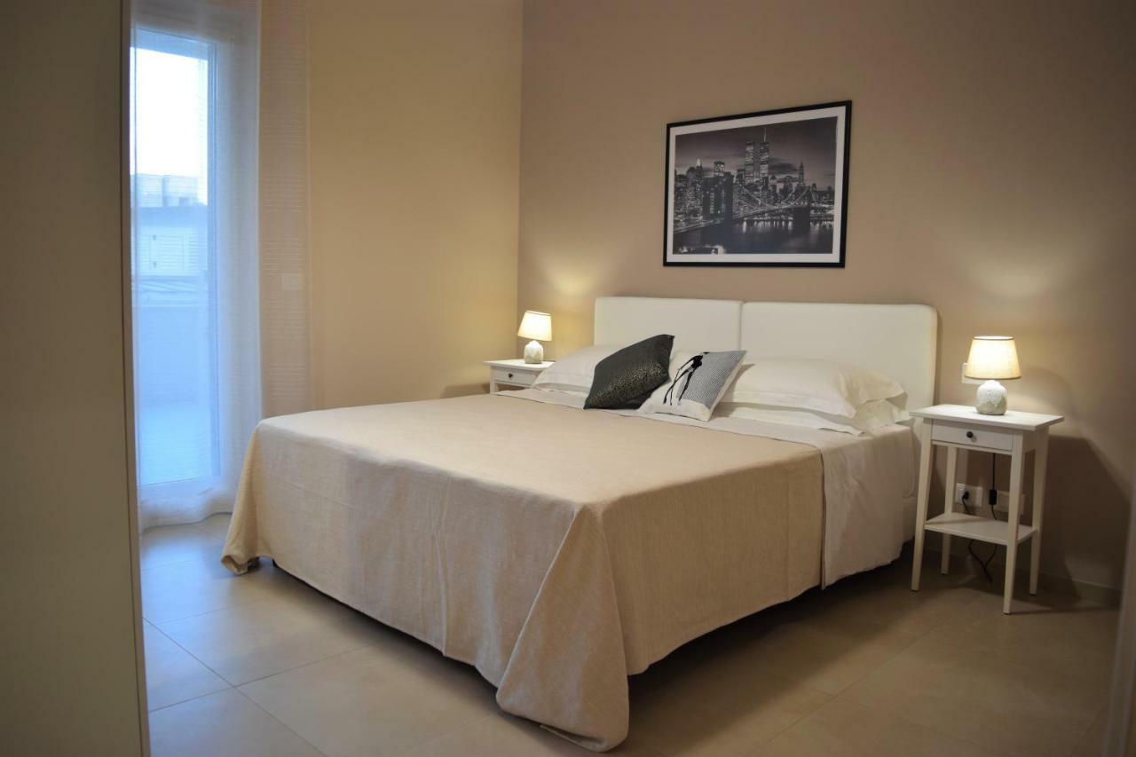 Casa Vacanze Lombardo Santa Teresa Di Riva Buitenkant foto