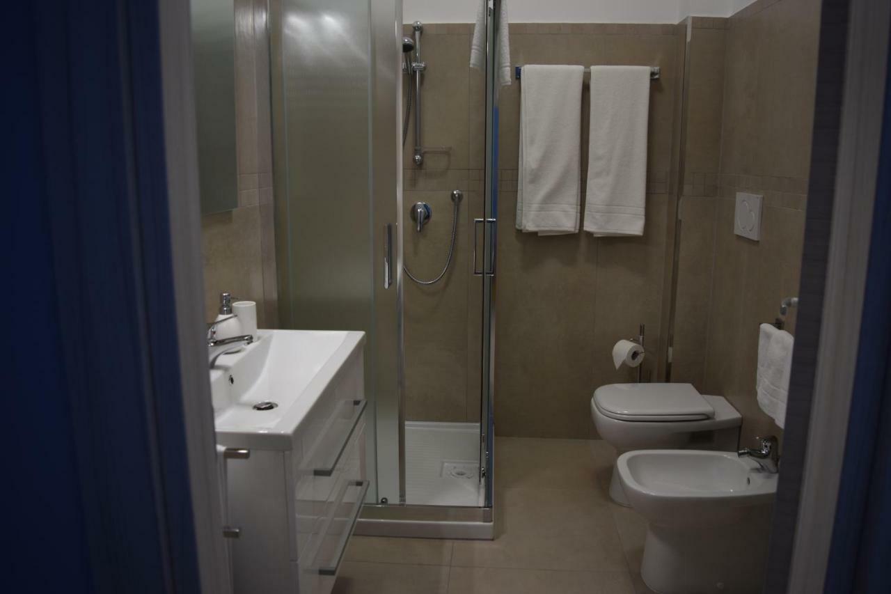Casa Vacanze Lombardo Santa Teresa Di Riva Buitenkant foto