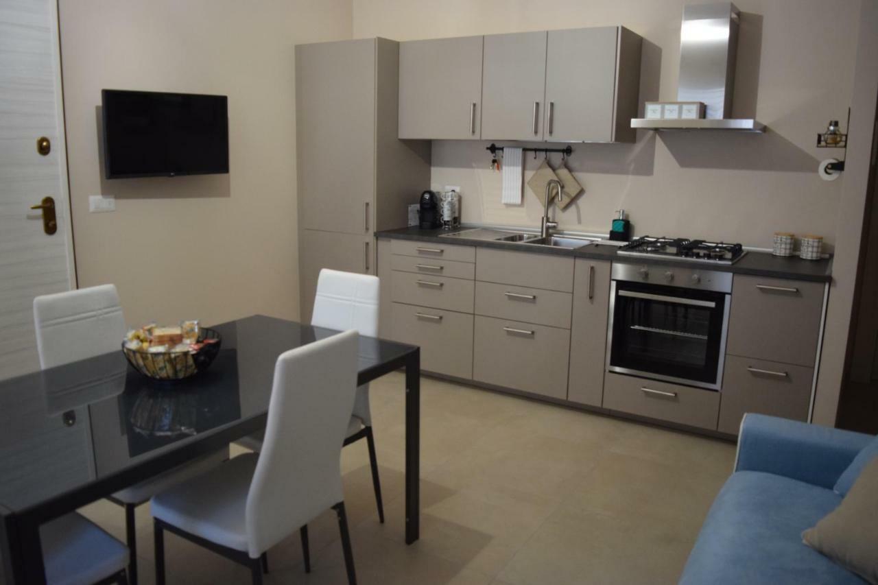 Casa Vacanze Lombardo Santa Teresa Di Riva Buitenkant foto