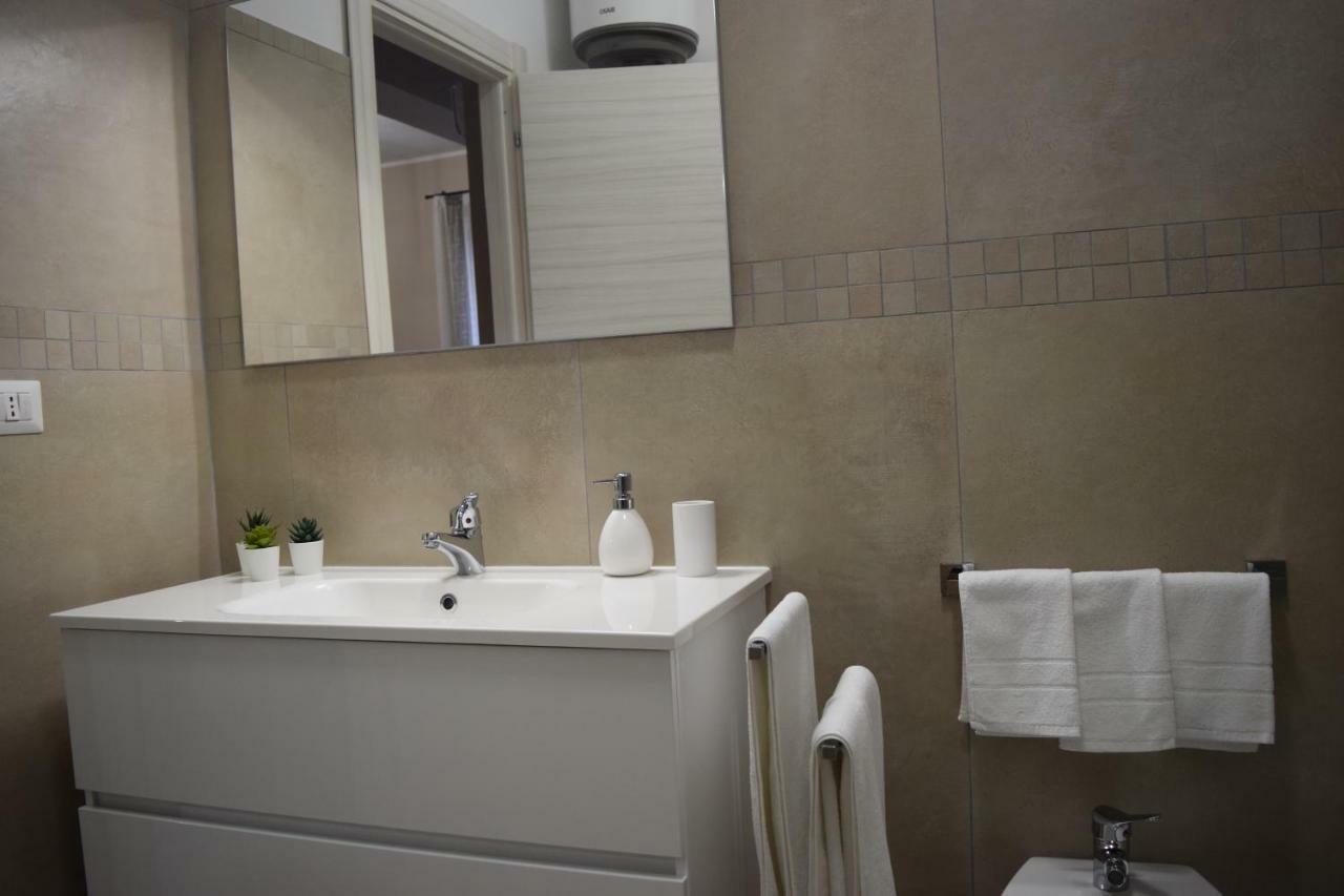 Casa Vacanze Lombardo Santa Teresa Di Riva Buitenkant foto
